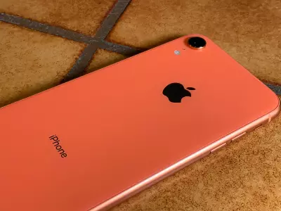 Софтуерна поддръжка на iPhone XR през 2025 г.