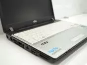 Fujitsu LifeBook E701 image thumbnail 2