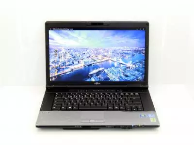 Лаптоп Fujitsu Lifebook E752