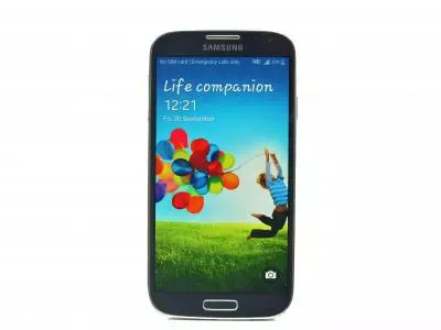 Смартфон Samsung Galaxy S4