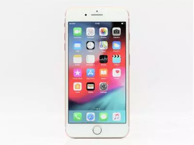 Смартфон Apple iPhone 7 Plus