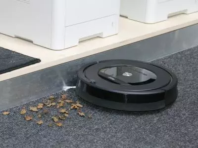 TEST iRobot Roomba 805