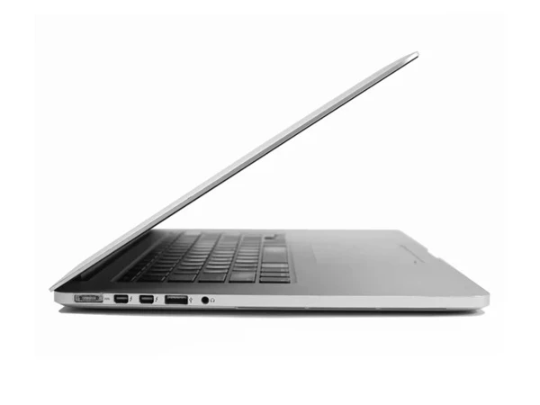 Laptop Apple MacBook Pro A1398 (Mid 2015) Silver, i7-4870HQ, 16GB, 512GB SSD, 15.4'' Retina 2880x1800, R9 M370X